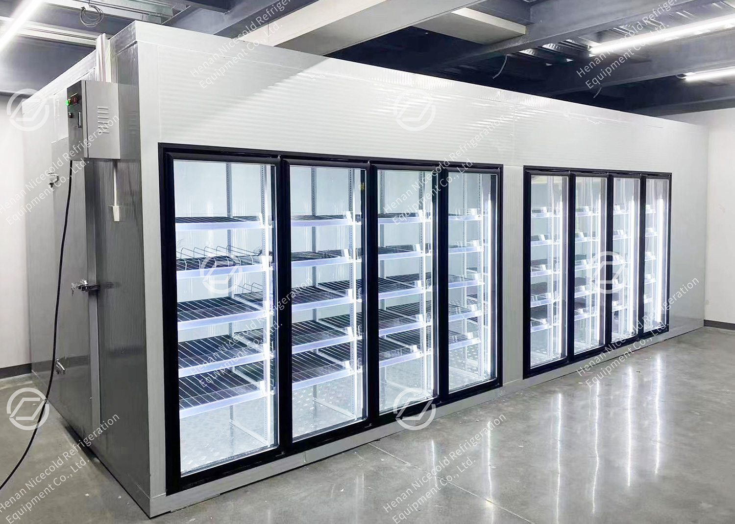 A-new-type-of-cold-storage–display-cold-room-2